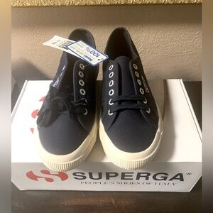 Superga Canvas Sneaker in Navy and Off White - Brand New! Size 8 Womens